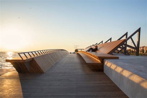 Bostanlı Footbridge & Bostanlı Sunset Lounge « .